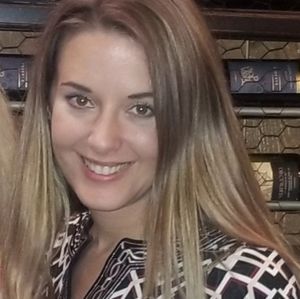 Meet your Posher, Lauren